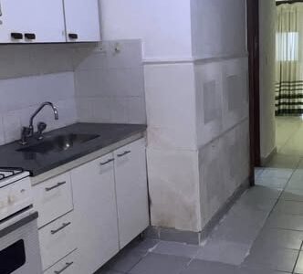 Se ALQUILA en el centro Planta baja