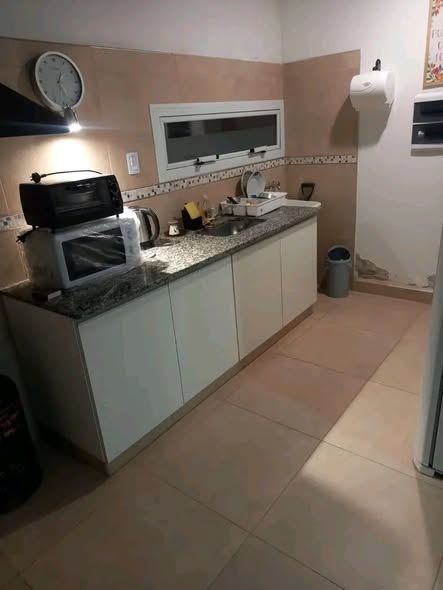 Alquilo Casa en zona Los nogales