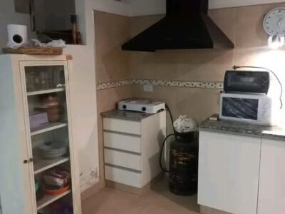 Alquilo Casa en zona Los nogales