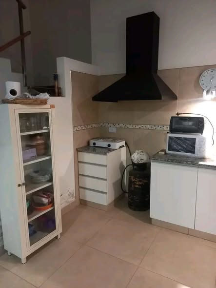 Alquilo Casa en zona Los nogales