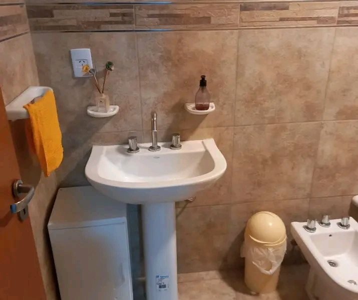 Alquilo Casa en zona Los nogales