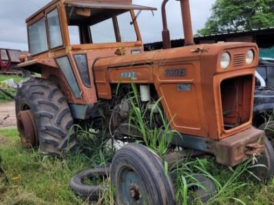 Fiat 700E en desuso hace más de 1 año parado