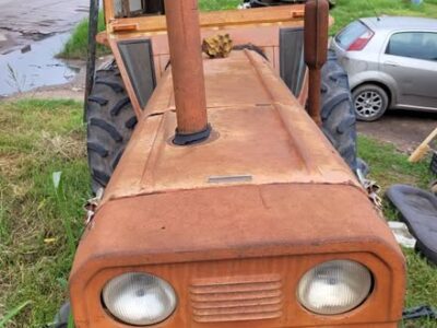 Fiat 700E en desuso hace más de 1 año parado