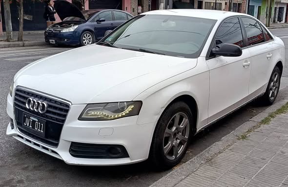 Audi A4 Full Modelo 2011 TDI 2.0
