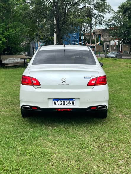 Peugeot 408 Allure Plus 2016