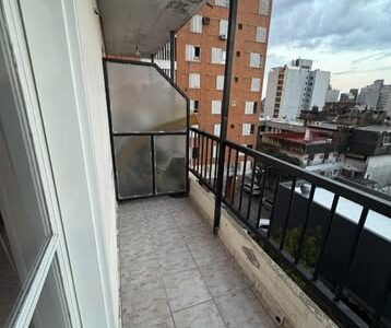 Dueño, alquila monoambiente de 35 mts2.