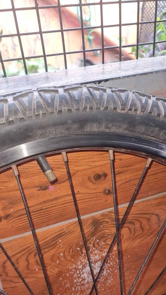 Vendo rueda delantera r20