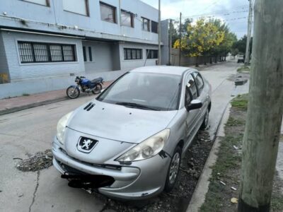 Vendo Peugeot 207 COMPACT ACTIVE Modelo 2014