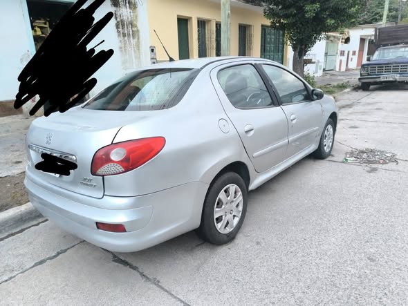 Vendo Peugeot 207 COMPACT ACTIVE Modelo 2014