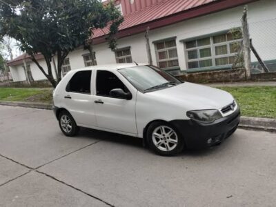 Vendo urgente Fiat Palio 2015 1.4