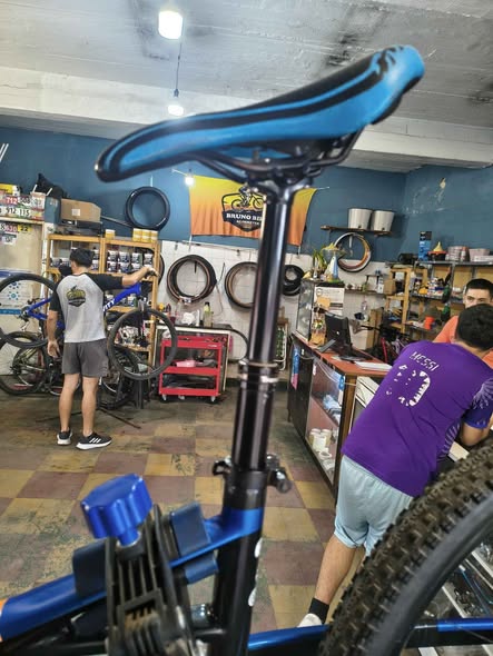 Vendo Bicicleta SLP CARBONO DOBLE SUSPENSIÓN