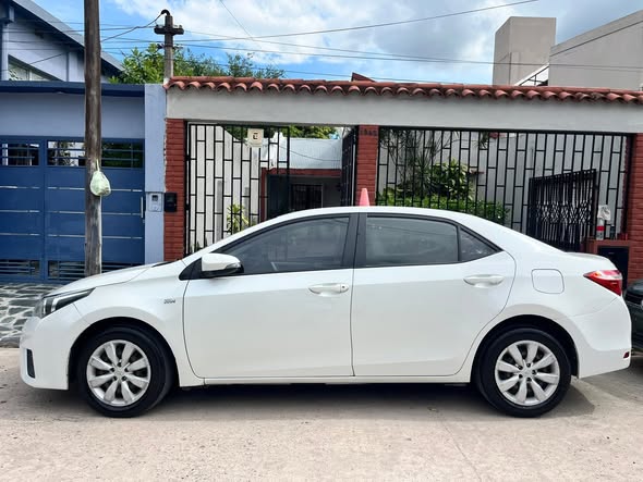 COROLLA 2016 ÚNICA DUEÑA