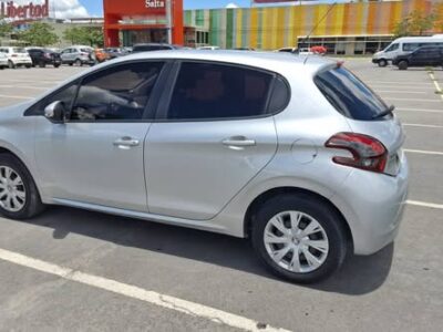 PEUGEOT 208 Motor 1.5 active AÑO 2017