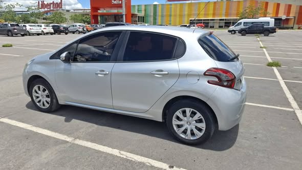 PEUGEOT 208 Motor 1.5 active AÑO 2017