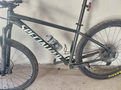 SOLO CUADRO o permuto x talle M Rock hopper talle L r29 aluminio