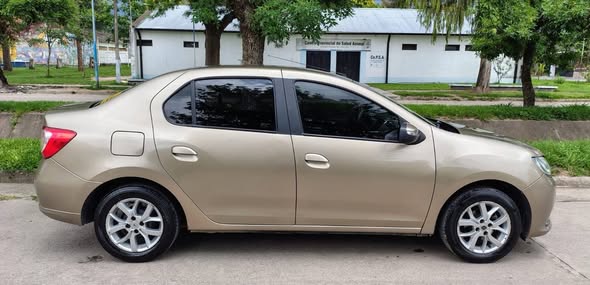 Renault Logan Privilege (tope de gama) Motor 1.6 2018