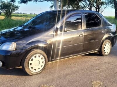 Renault logan año 2010