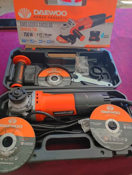 Amoladora angular DAEWOO 750W