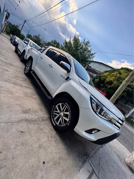 HILUX SRX 2018 4x4 - Manual