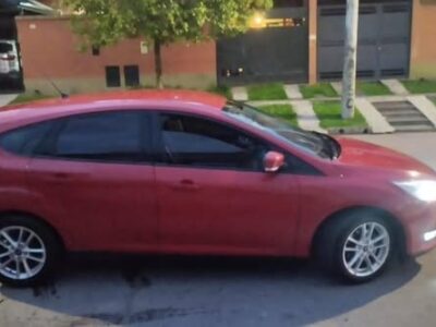 Vendo Ford Focus 3 2016 linea nueva 1.6 16v