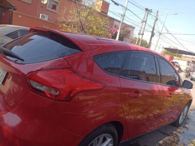 Vendo Ford Focus 3 2016 linea nueva 1.6 16v