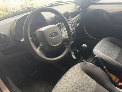 VENDO FORD KA FLY VYRAL MOTOR 1.0 MODELO 2013