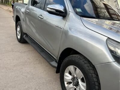 Vendo urgente Toyota Srv 2016