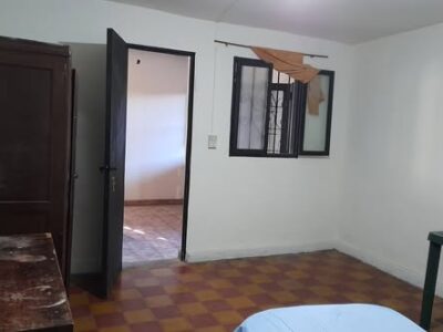 Dueño alq Habitación grande