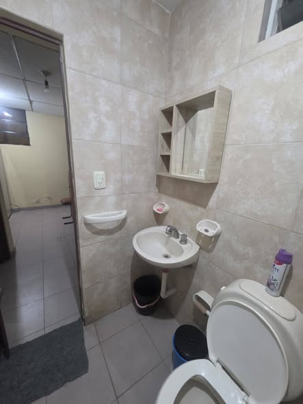 Alquilo departamento amueblado