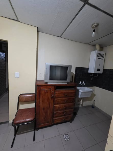 Alquilo departamento amueblado