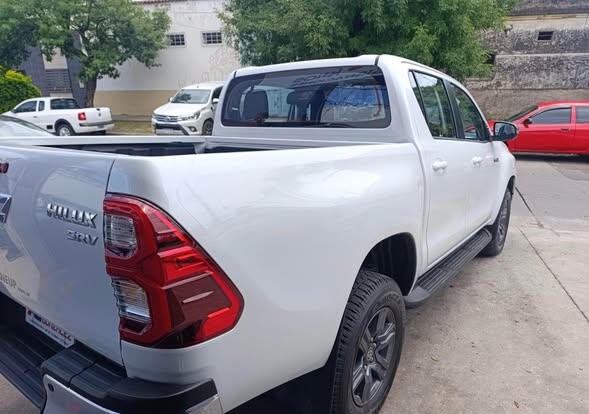 HILUX SRV 2026 AT 4x2
