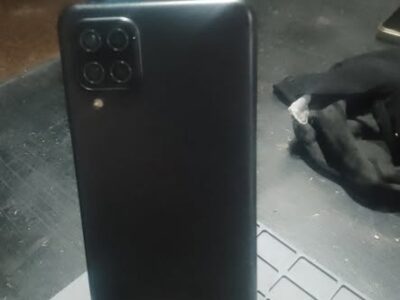 Samsung A12 impecable a 75