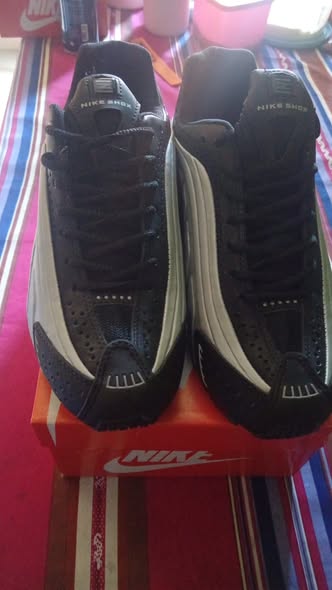 Nike shox R4 talle 42.5