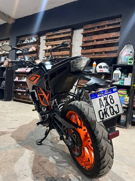 Ktm duke 250 2023
