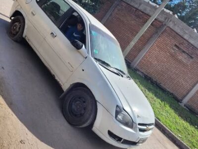 Chevrolet corsa clasic 2013