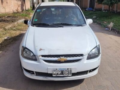 Chevrolet corsa clasic 2013