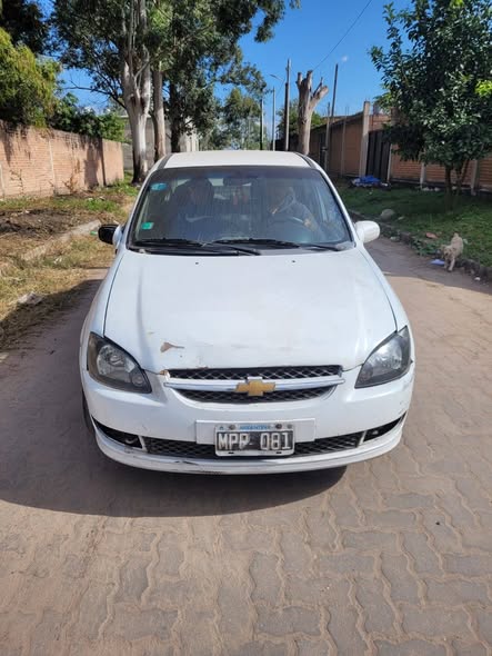 Chevrolet corsa clasic 2013