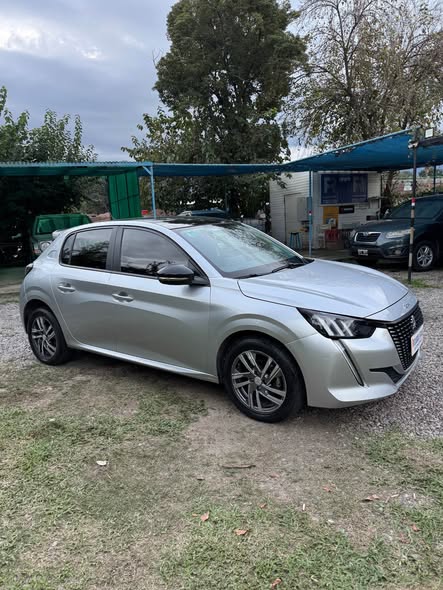 Peugeot 208 1.6 Feline Automatico 2021