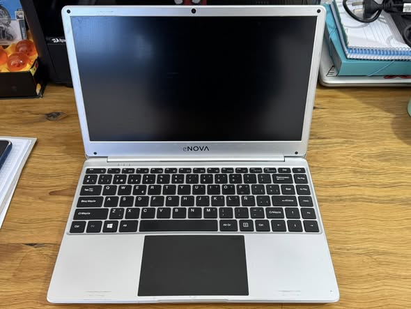Vendo Notebook eNova
