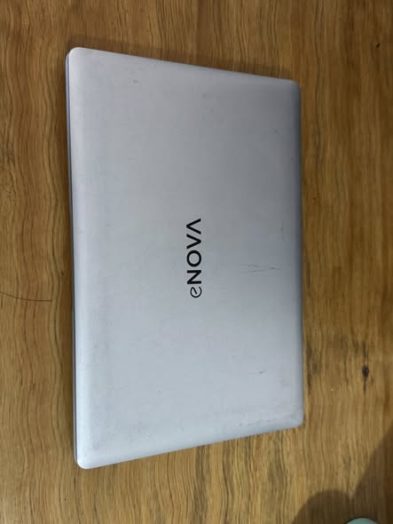 Vendo Notebook eNova