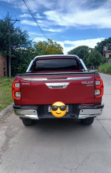 Toyota hilux srv 4x2