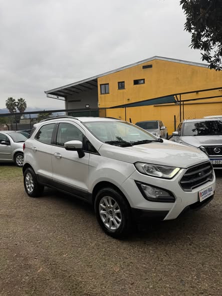 Vendo ford ecosport SE 2018