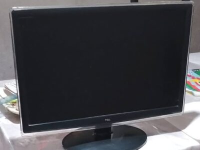 Vendo Pc (para repuesto. La misma enciende y a los minutos se apaga)