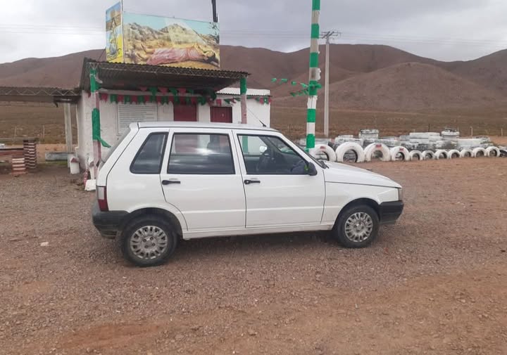 Vendo Fiat Uno Fire 2011 Motor 1.3