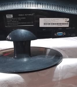 Vendo Pc (para repuesto. La misma enciende y a los minutos se apaga)