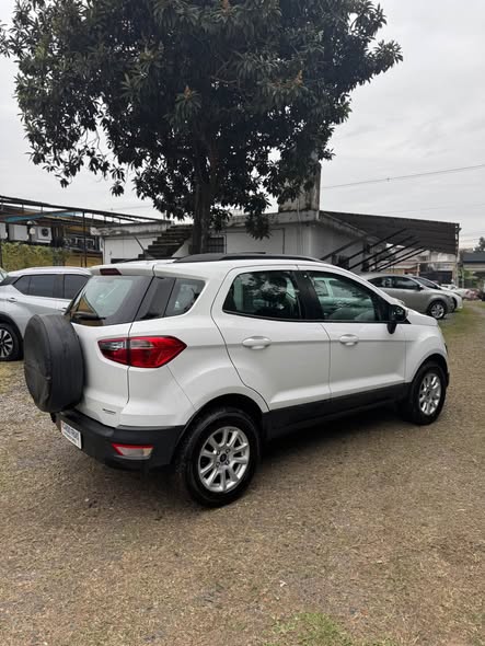 Vendo ford ecosport SE 2018