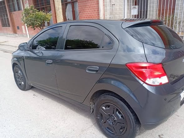 CHEVROLET ONIX JOY 2018