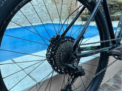 Venzo Raptor Monoplato shimano Deore 1x11