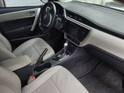 Toyota Corolla EXI CVT, Pack cuero 1.8 impecableeee !!! Con 40mil km Realesss !!!! .