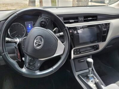 Toyota Corolla EXI CVT, Pack cuero 1.8 impecableeee !!! Con 40mil km Realesss !!!! .